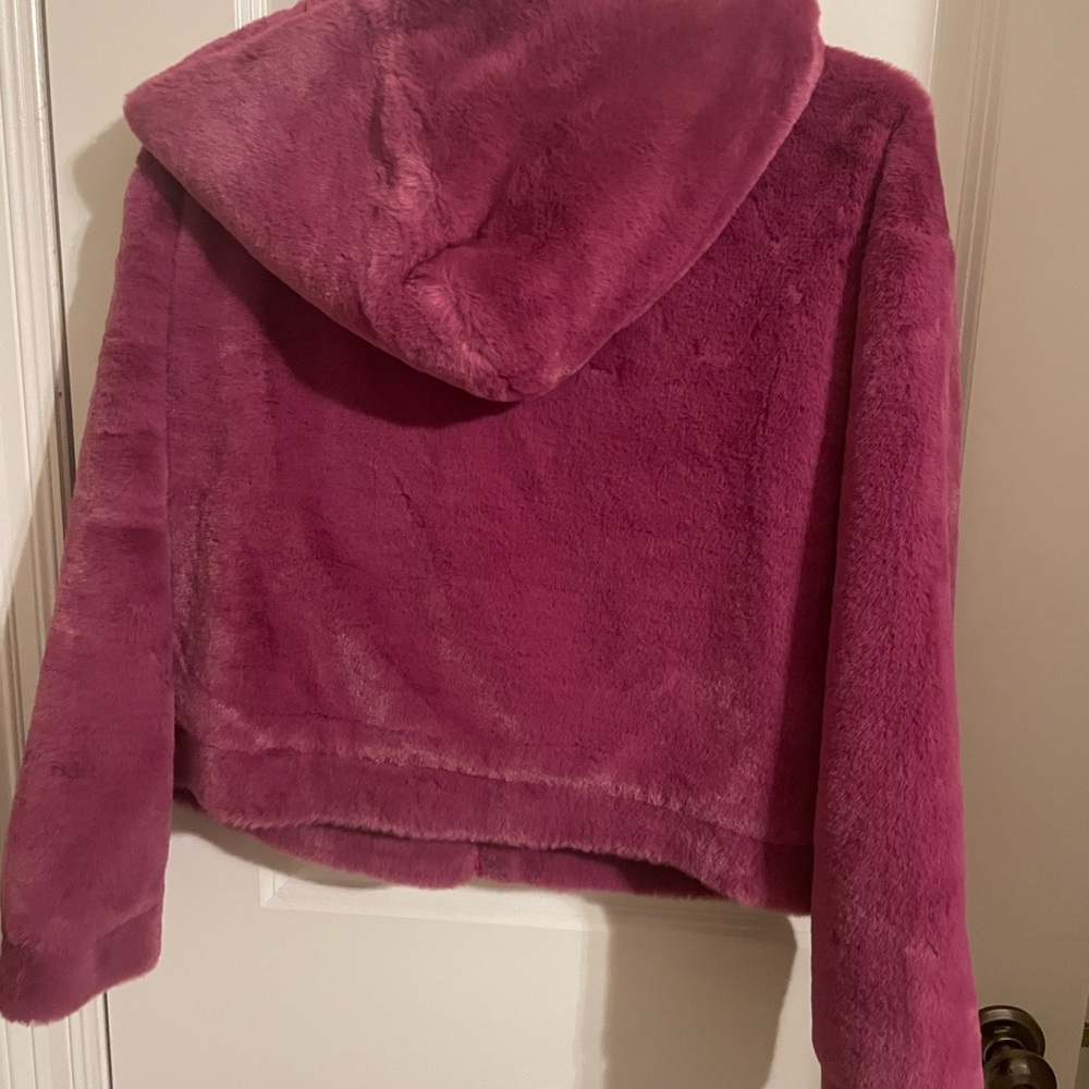 UGG Plush Jacket - Picture 2 of 3